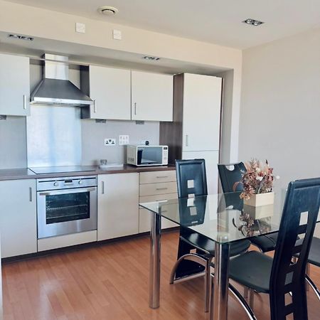 Modern Two Bedroom Apartments Эдинбург Экстерьер фото