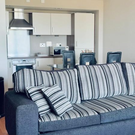 Modern Two Bedroom Apartments Эдинбург Экстерьер фото